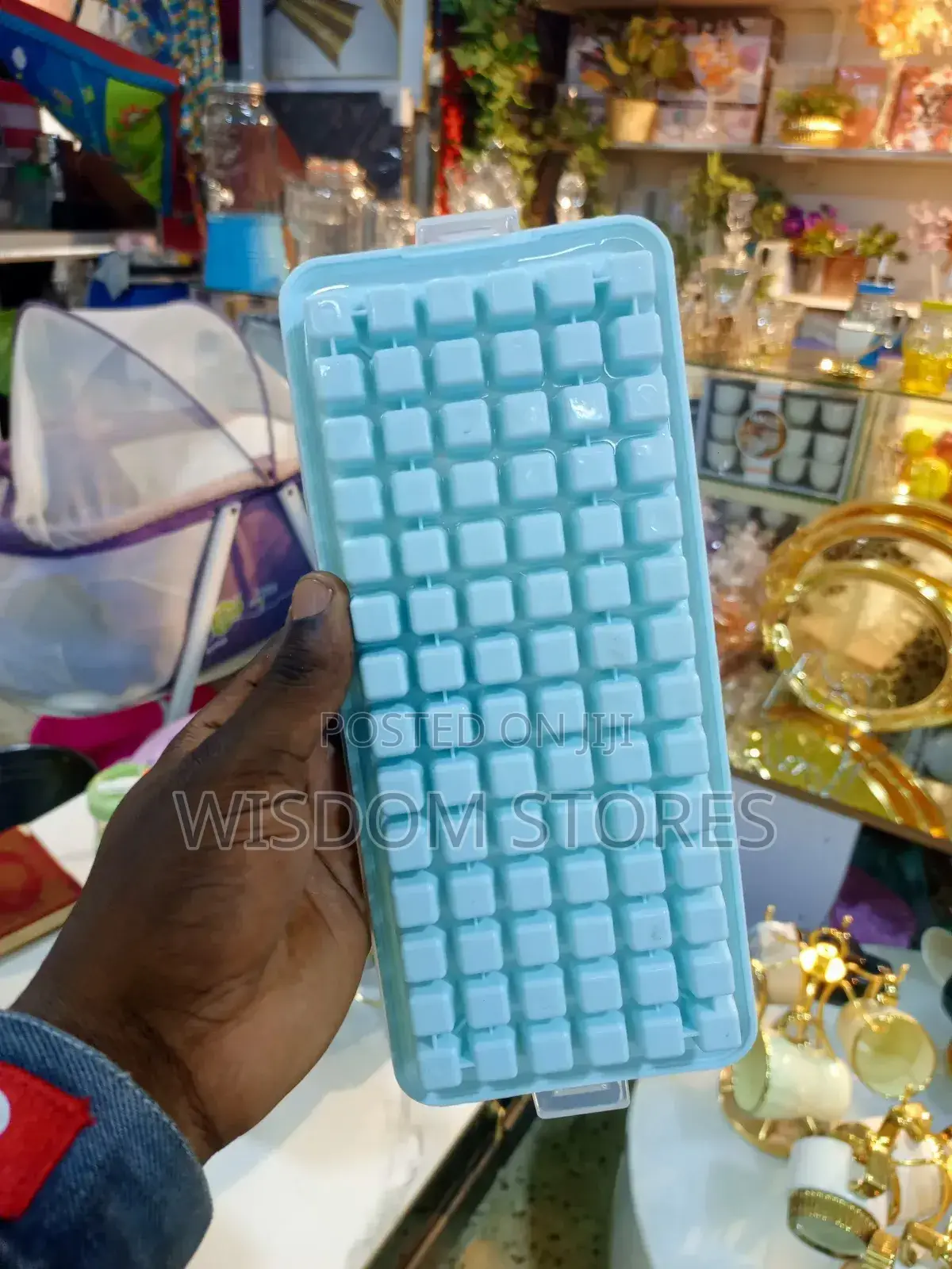 Mini Ice Cube Tray. 84cubes