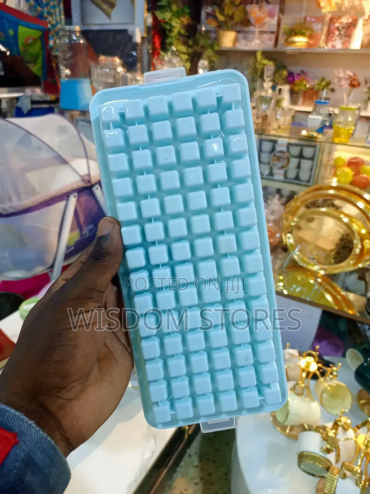Mini Ice Cube Tray. 84cubes