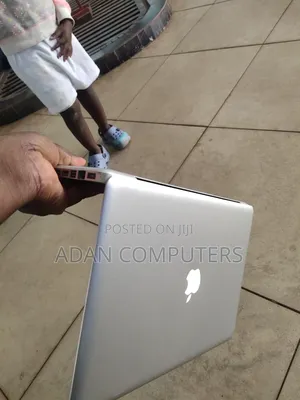 Laptop Apple MacBook Pro 4GB Nvidia HDD 500GB