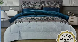 4pcs 5x6 Duvets With One Bedsheet And Two Pillowcases - Multicolor