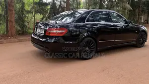 Mercedes-Benz E250 2011 Black