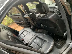 Mercedes-Benz E250 2011 Black