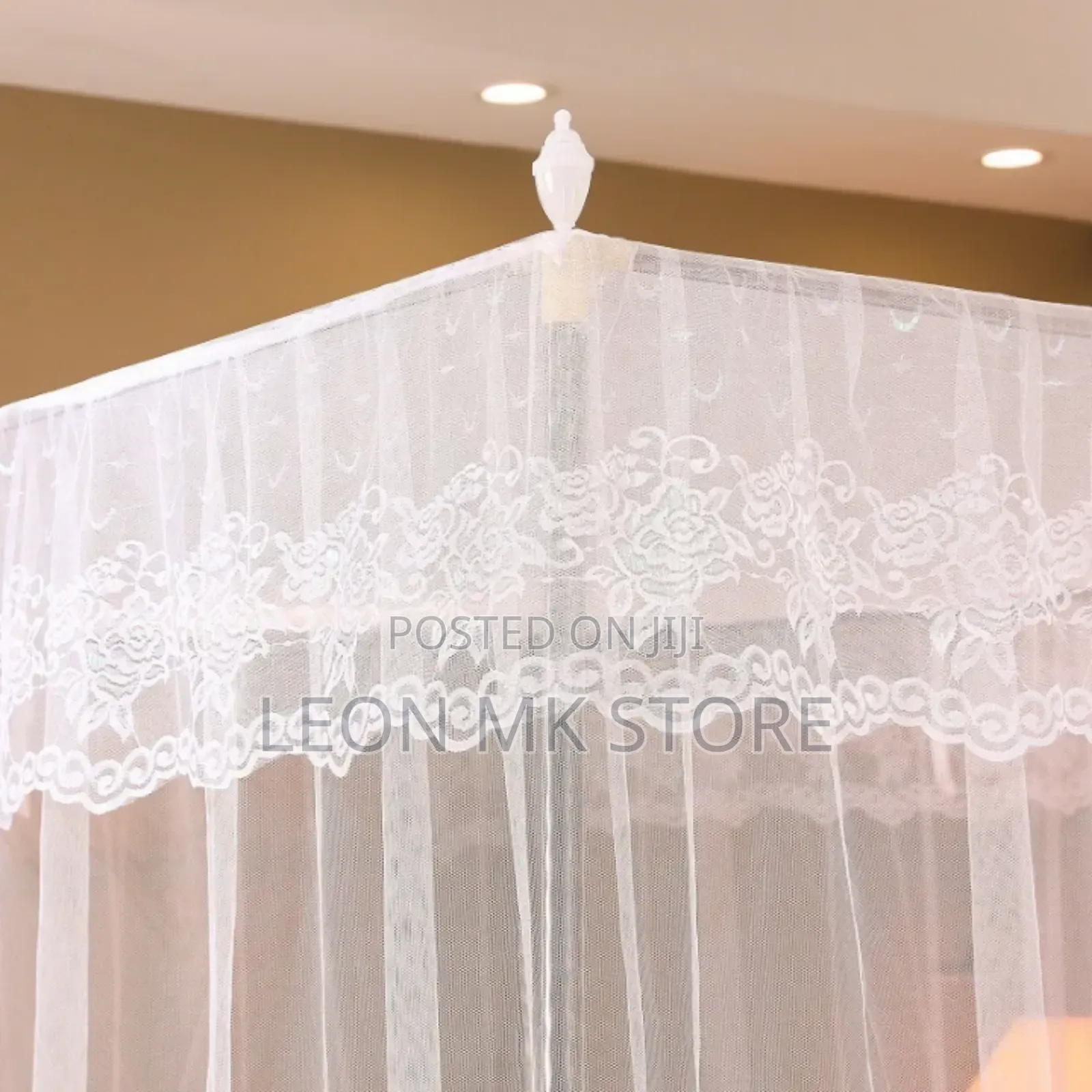 White 4stand Mosquito Nets