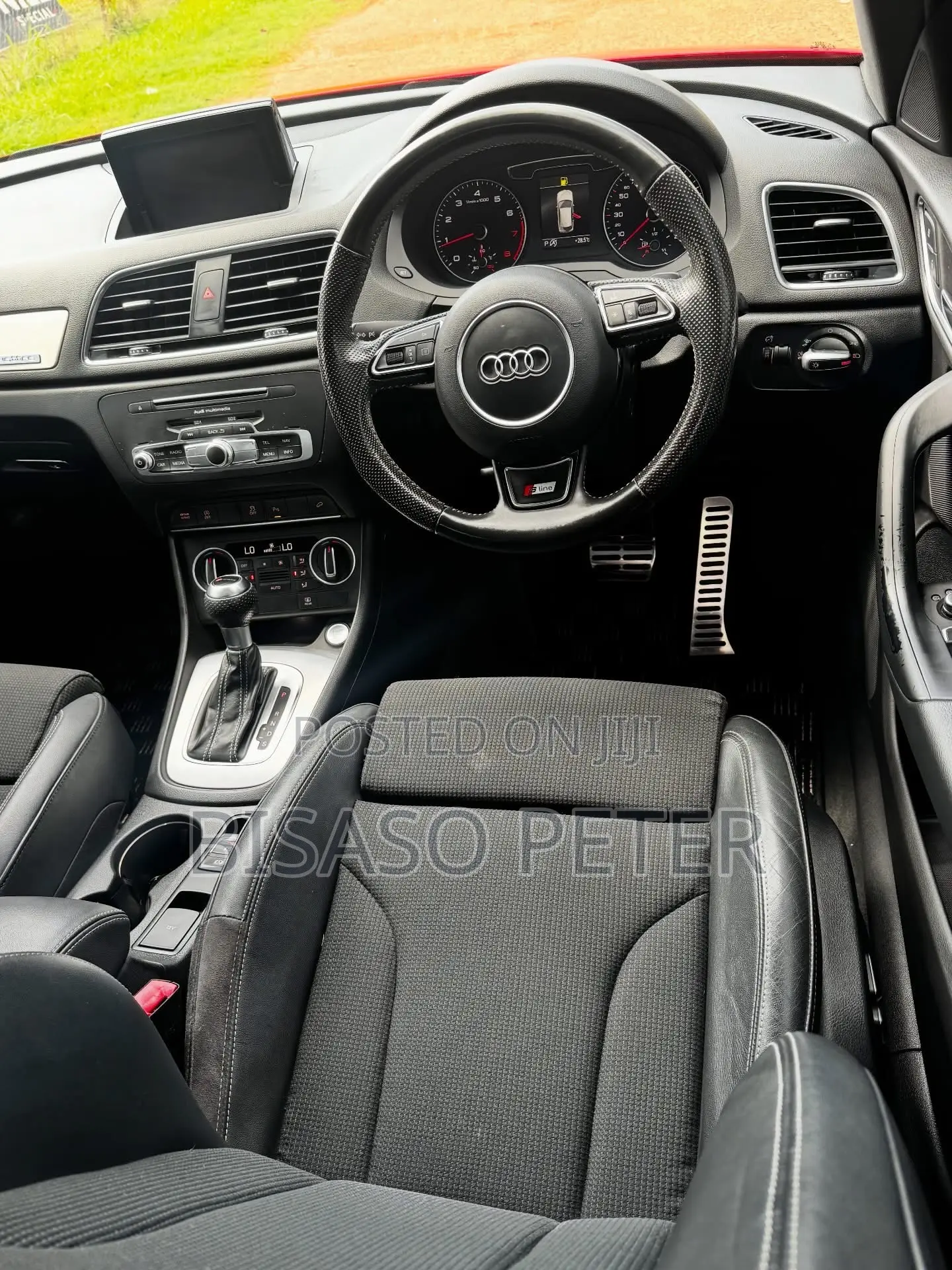 Audi Q3 2016 Red