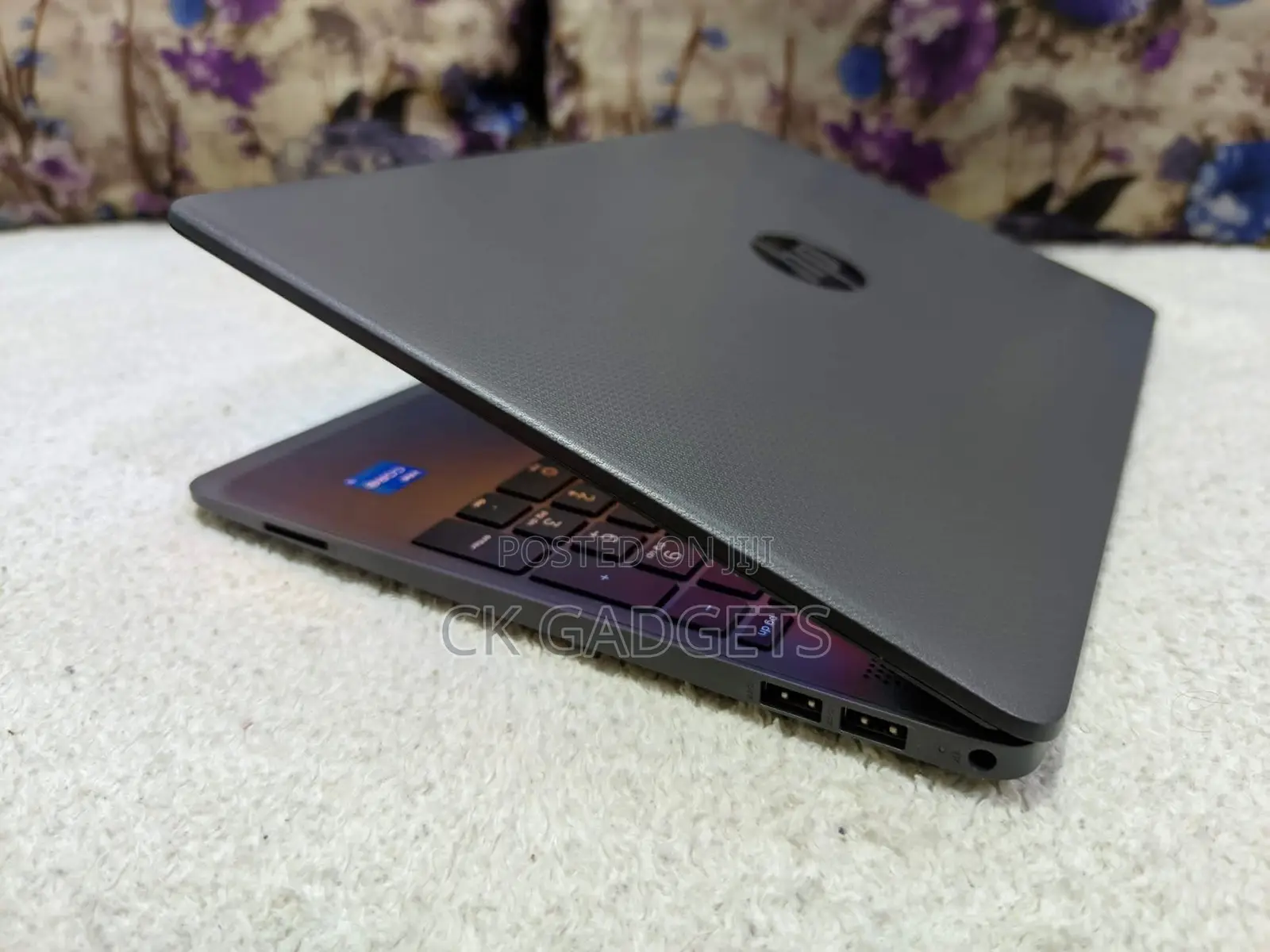New Laptop HP 250 G10 8GB Intel Core I7 SSD 256GB