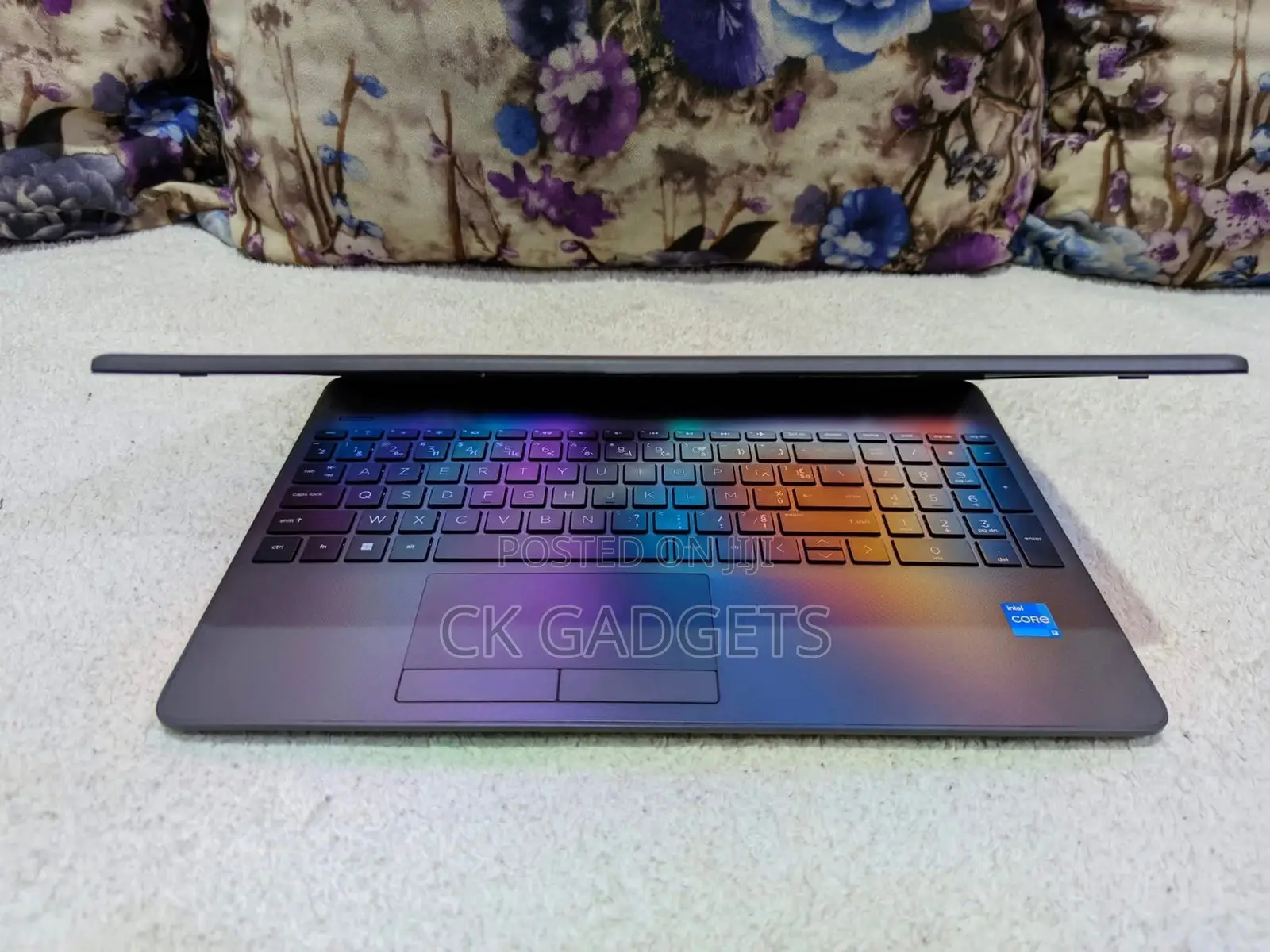 New Laptop HP 250 G10 8GB Intel Core I7 SSD 256GB