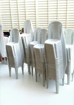 Field White Plastic Chairs Plastic Chairs