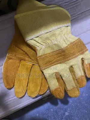 Colt Gloves Leather/ German Colt