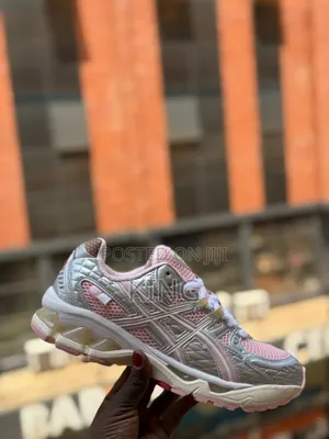Vandythepink X Atmos X Asics Gel-Nimbus 10.1 "Strawberry