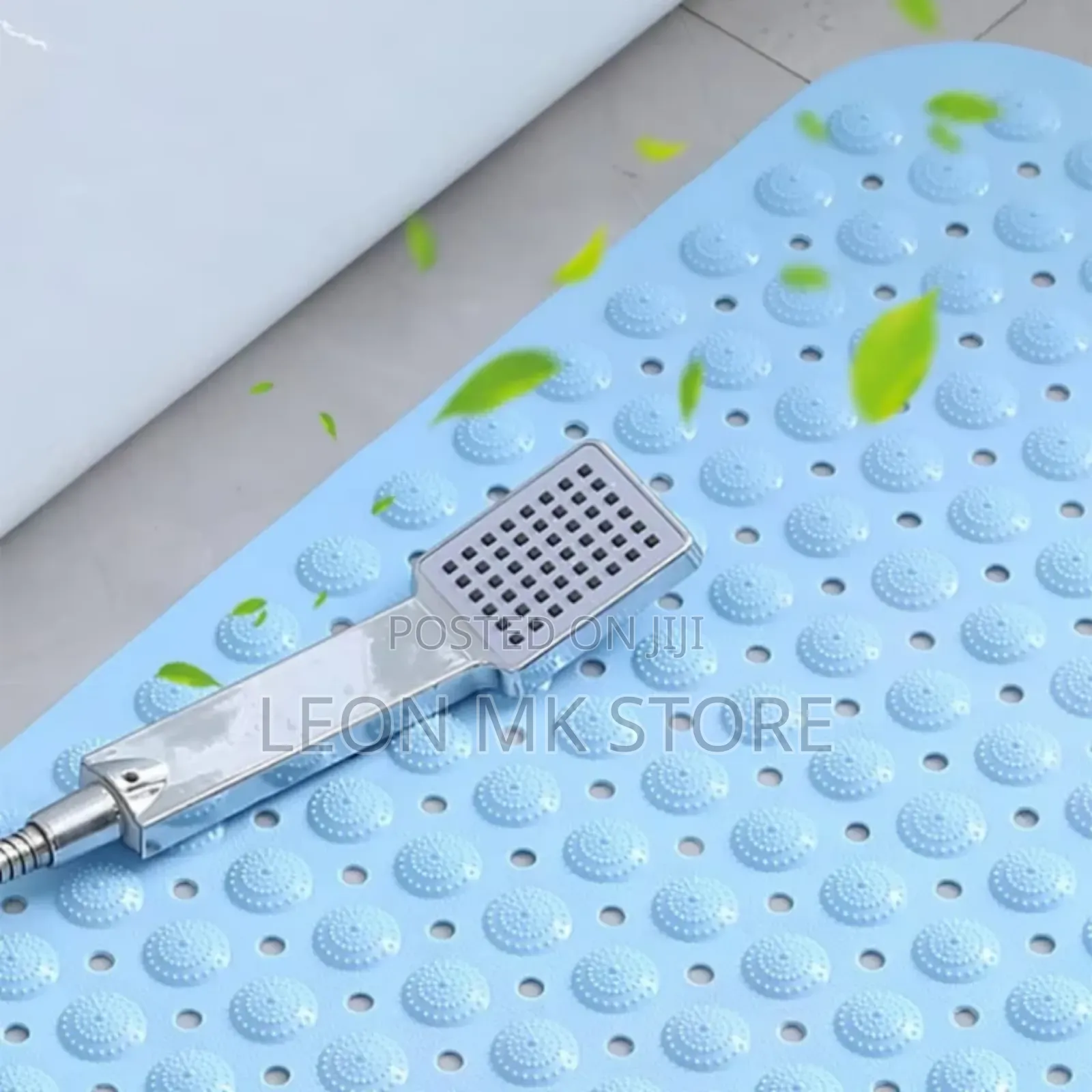 Shower Mat With Solid Pattern