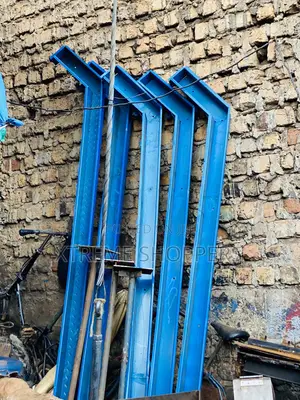 Straight/Accurate Mould / Concrete Fencing Poll Mould