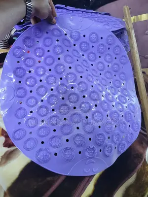 Round Anti-Slip Massage Shower Mat – Purple