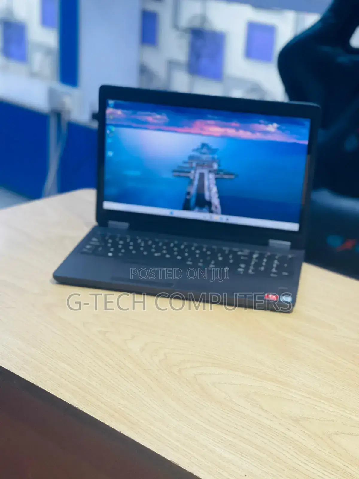 New Laptop Dell Latitude 15 E5570 8GB Intel Core I7 SSD 256GB