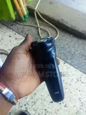 Electric Rotary Shaver.