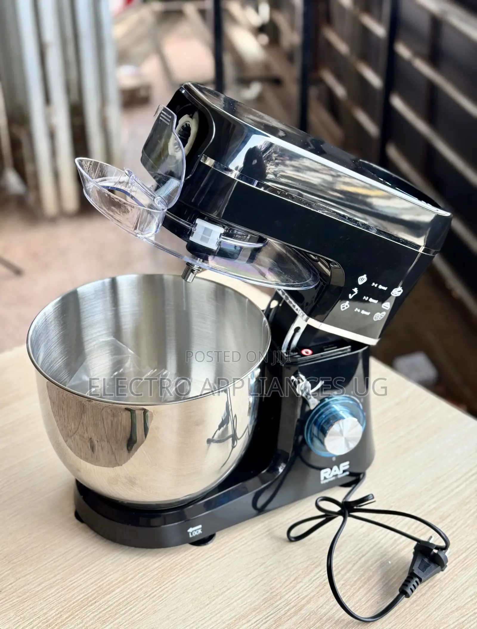 Raf Multifunctional Stand Mixer (Model R.6609b).