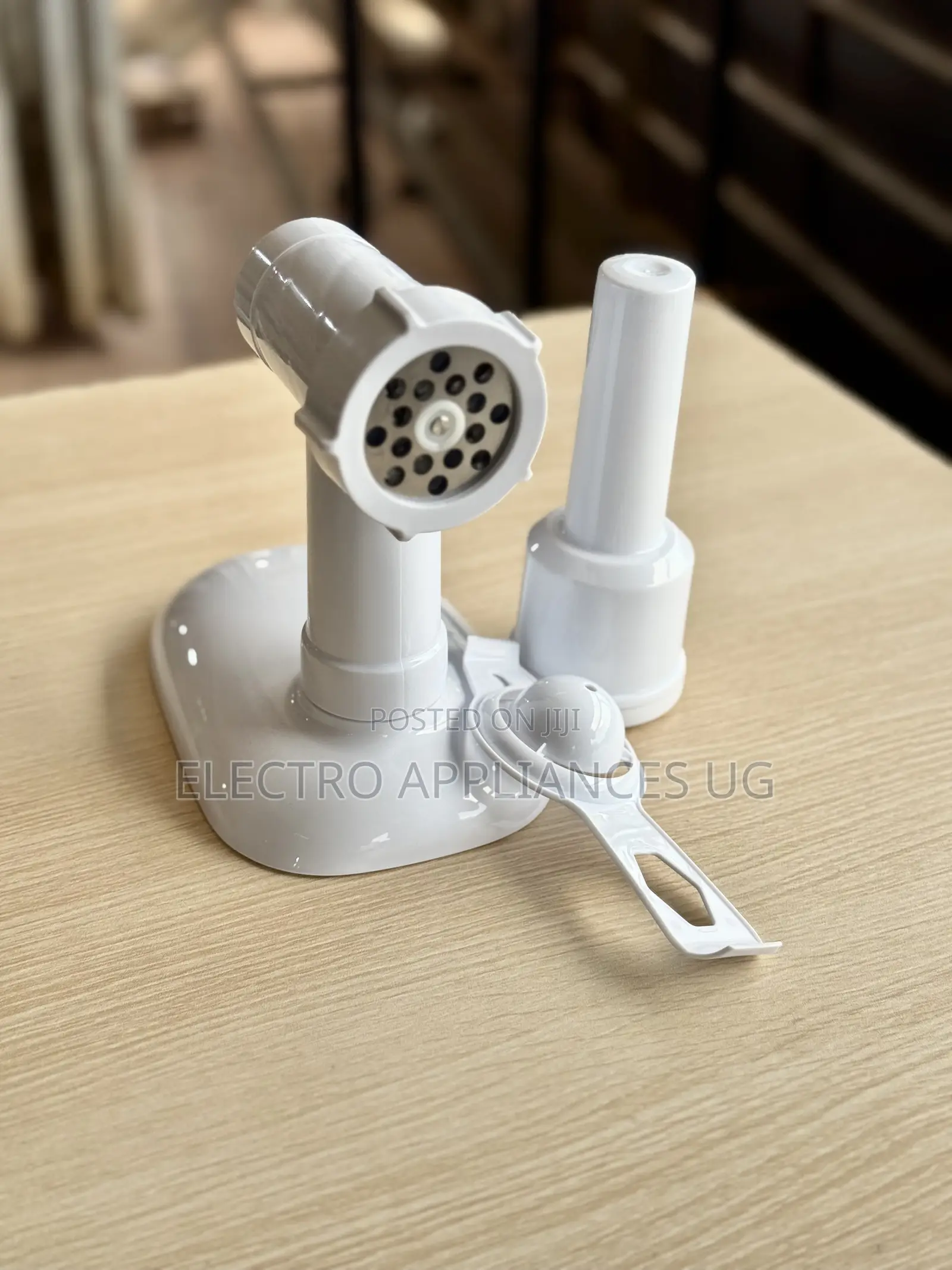 Raf Multifunctional Stand Mixer (Model R.6609b).