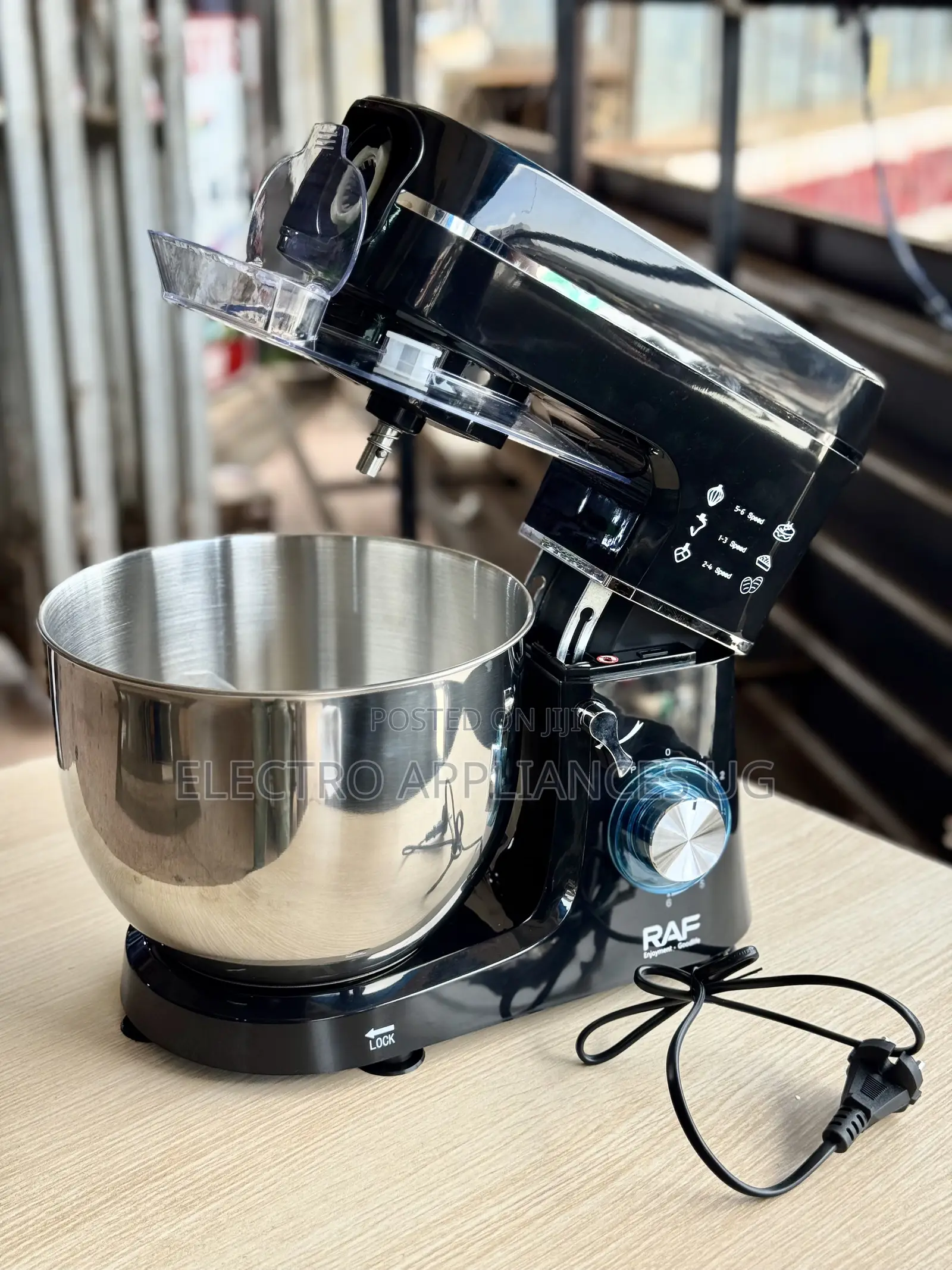 Raf Multifunctional Stand Mixer (Model R.6609b).