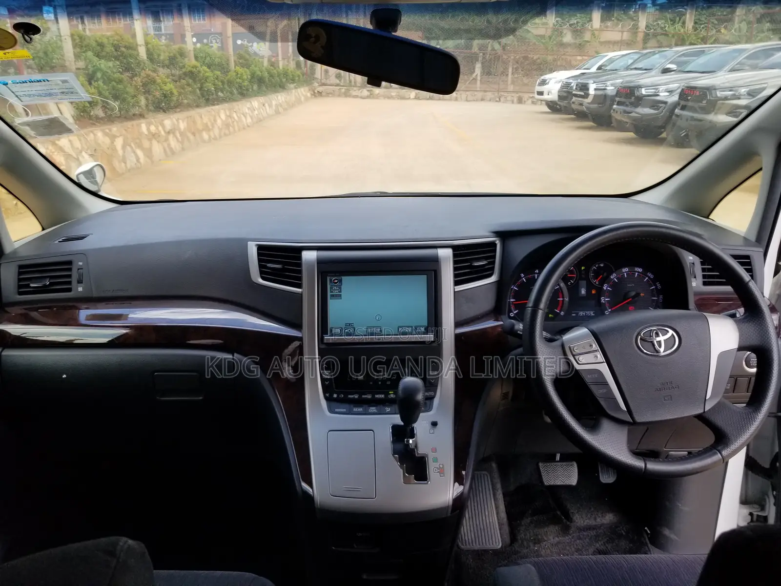 Toyota Alphard 2012 White