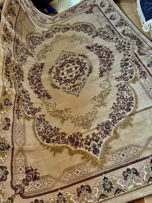 Gold With Cream Carpets