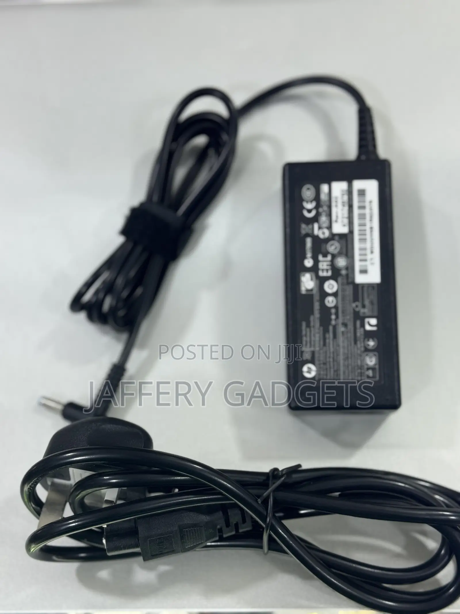 Hp Small Pin Charger [Blue ]