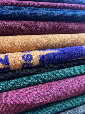 Heavy-Duty Woolen Carpet – Long Lasting