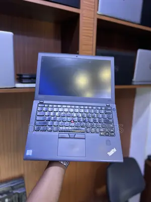 Laptop Lenovo ThinkPad X270 8GB Intel Core I5 SSD 128GB