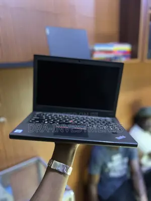 Laptop Lenovo ThinkPad X270 8GB Intel Core I5 SSD 512GB