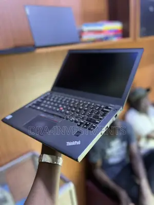 Laptop Lenovo ThinkPad X270 8GB Intel Core I5 SSD 512GB