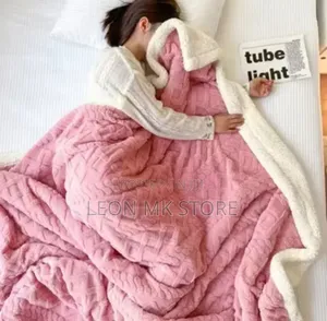 Tufts Velvet Fleece Blankets