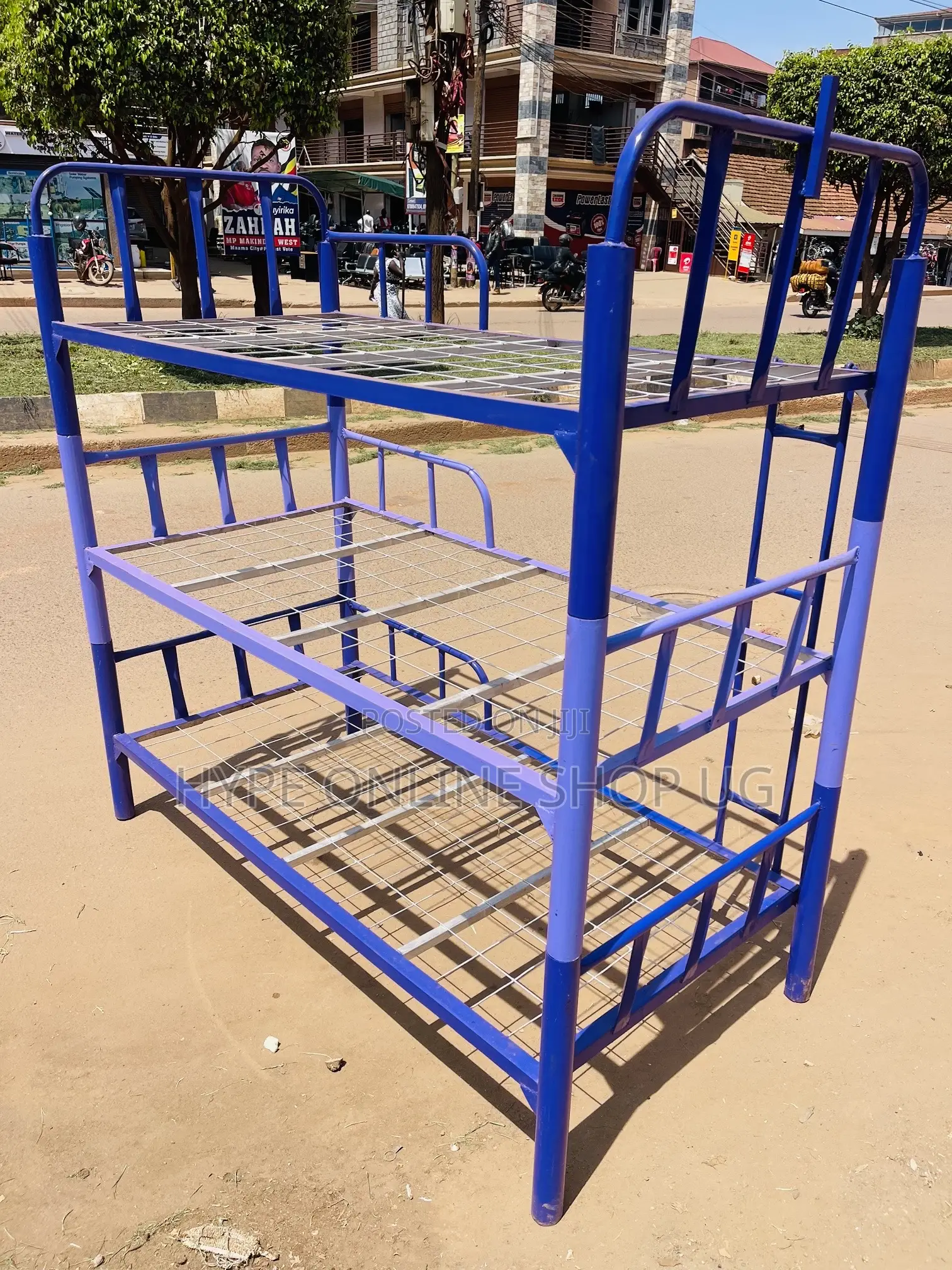 Tripple Decker Bed With Ladder and Net Holder