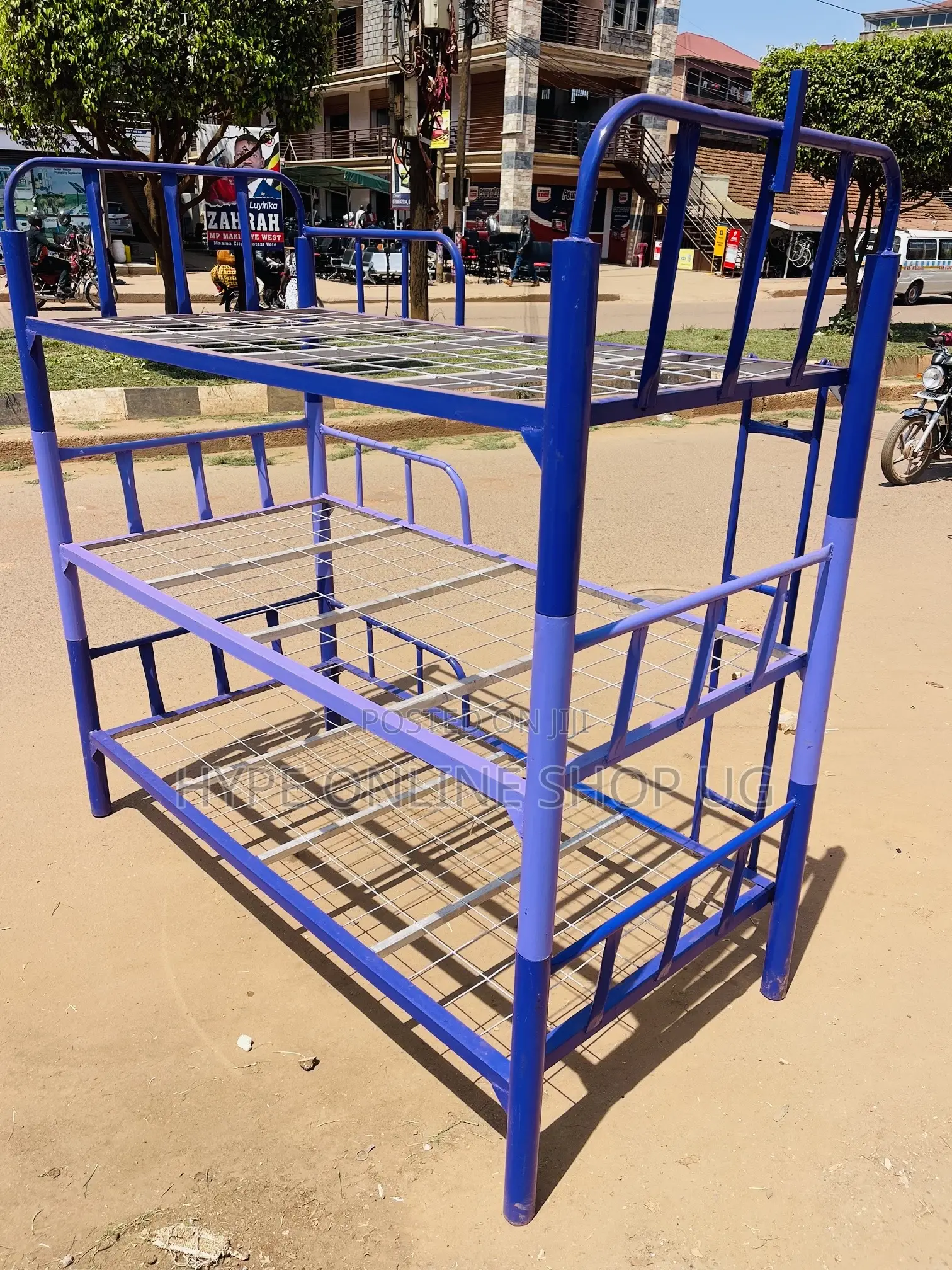 Tripple Decker Bed With Ladder and Net Holder
