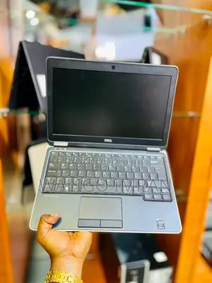 Laptop Dell Latitude E7240 8GB Intel Core i5 SSD 256GB