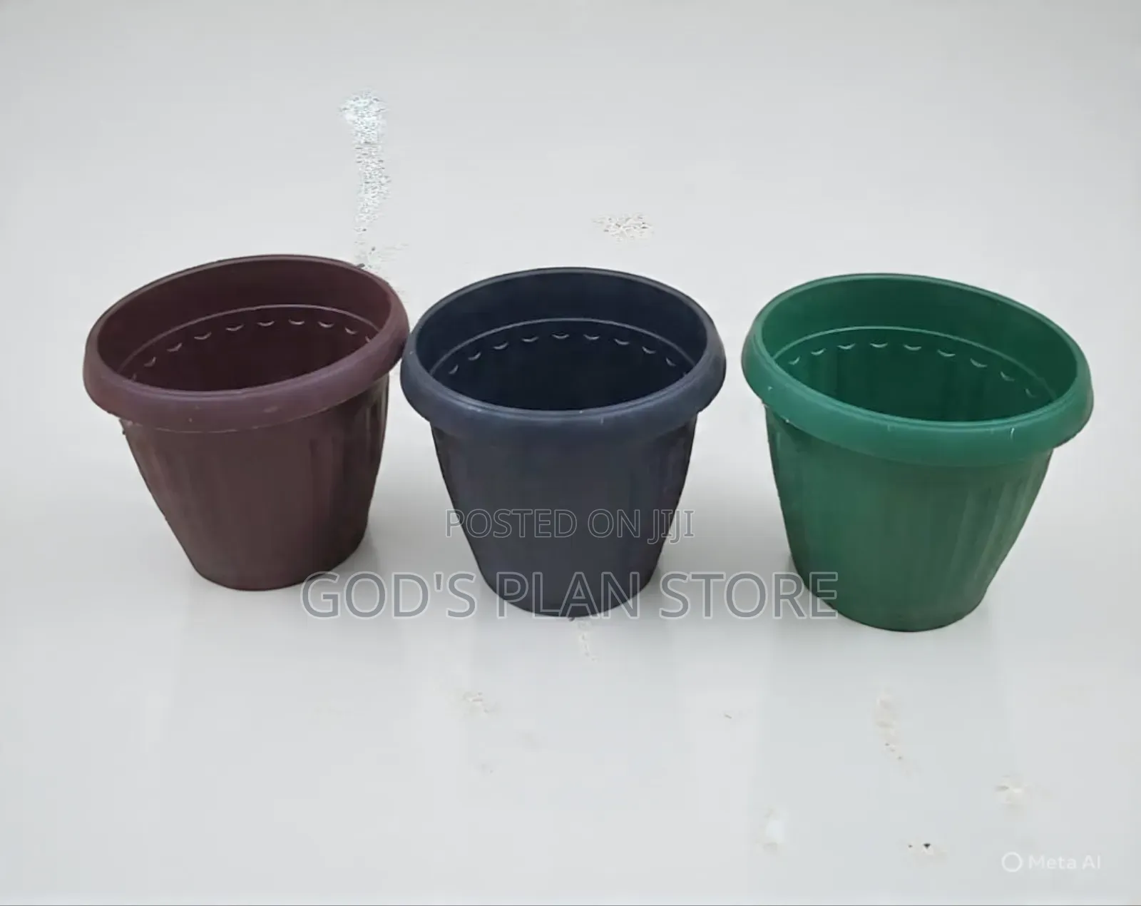 Outfit Plastic Flower Pots Plastic Flower Pots
