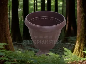 Outfield Large Plastic Flower Plastic Flower Pots