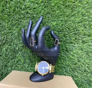 Watch and Ring Hand Display