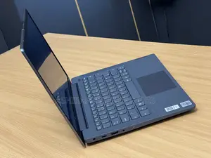 New Laptop Lenovo IdeaPad 520 8GB Intel Core i5 SSD 256GB