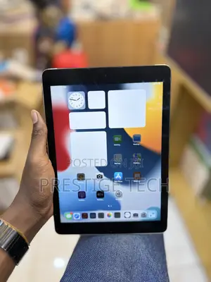 Apple iPad Air 2 16 GB Black
