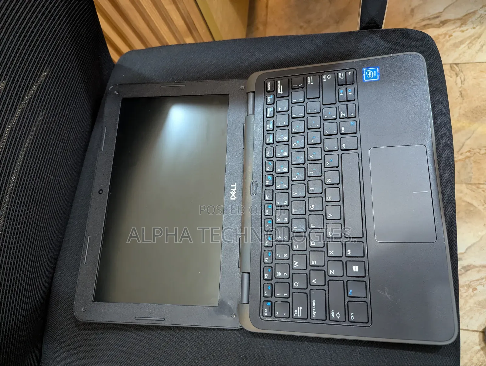 Laptop Dell Latitude 3189 4GB Intel Celeron SSD 128GB