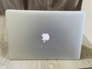 Laptop Apple MacBook Pro 2015 16GB Intel Core I7 SSD 512GB