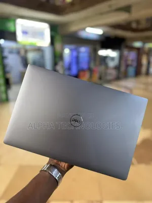 Laptop Dell Precision 5520 32GB Intel Core I7 SSD 512GB