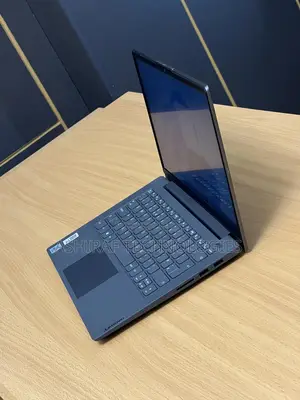 New Laptop Lenovo IdeaPad 520 8GB Intel Core i5 SSD 256GB