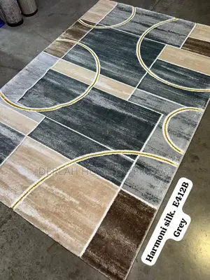 Colonial Smooth Carpets (Center Table)