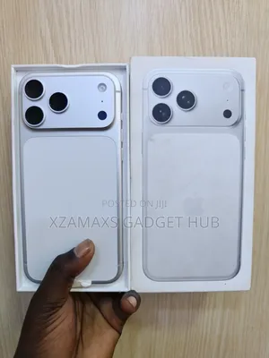 New Apple iPhone 17 Pro Max 256 GB White
