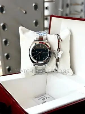 Circular Shape Hannah Martin Ladies Watch