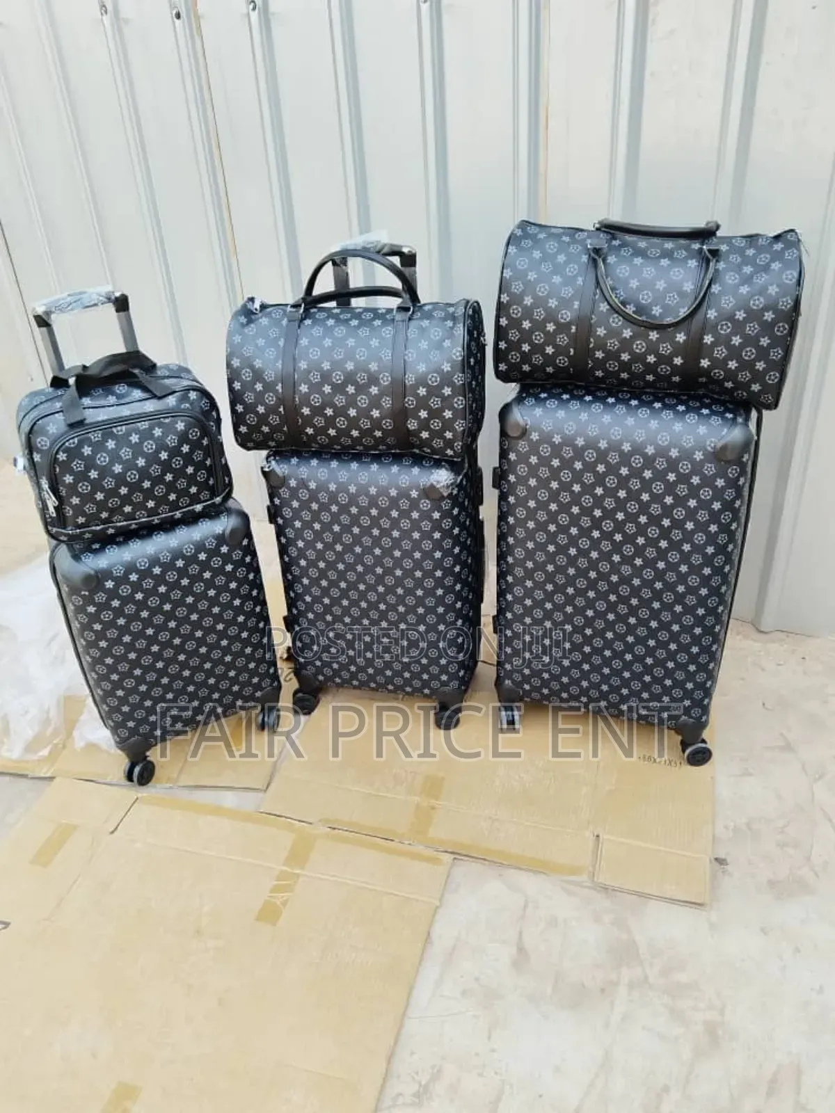 Noble Leather Suitcases. Fullset Ie. 6pcs.( Brown)