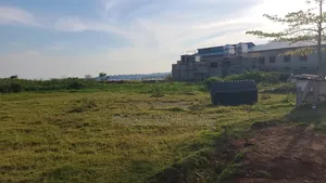 Lake View 100x100 in Kitinda Abayita Ababiri Entebbe