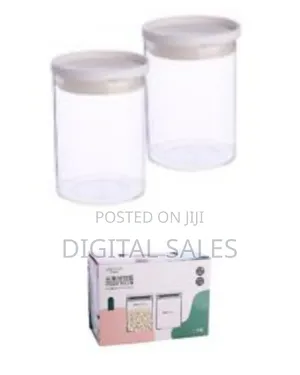 2 Pieces of 620ml Transparent Food Storage Containers, Airtight Cans