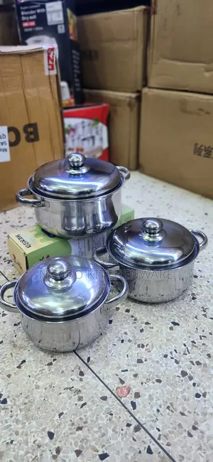 Cooker Ware Set or Source Pan Set