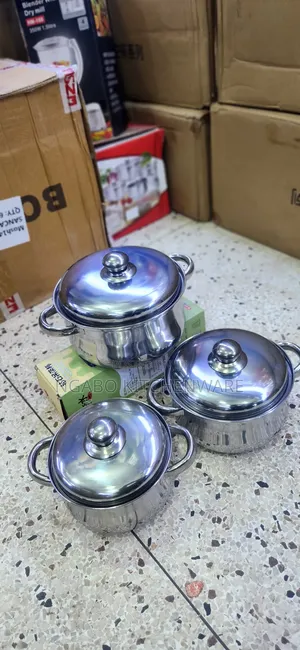 Cooker Ware Set or Source Pan Set