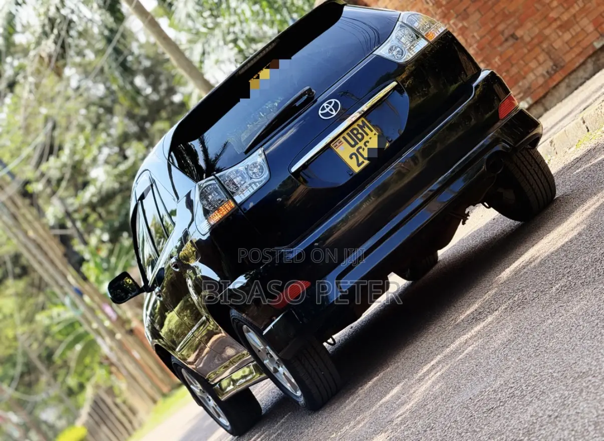 Toyota Harrier 2.4 2009 Black
